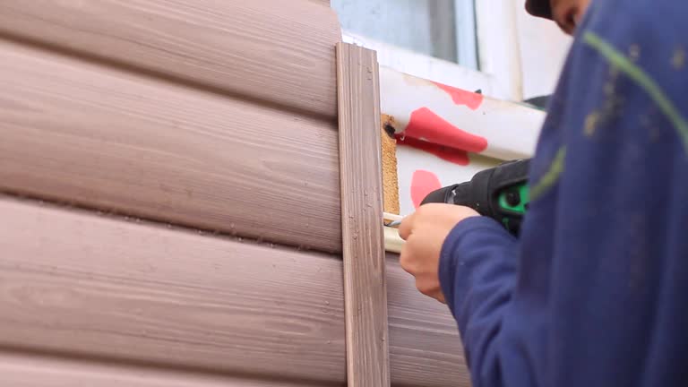 Best Fascia and Soffit Installation  in South Henderson, NC